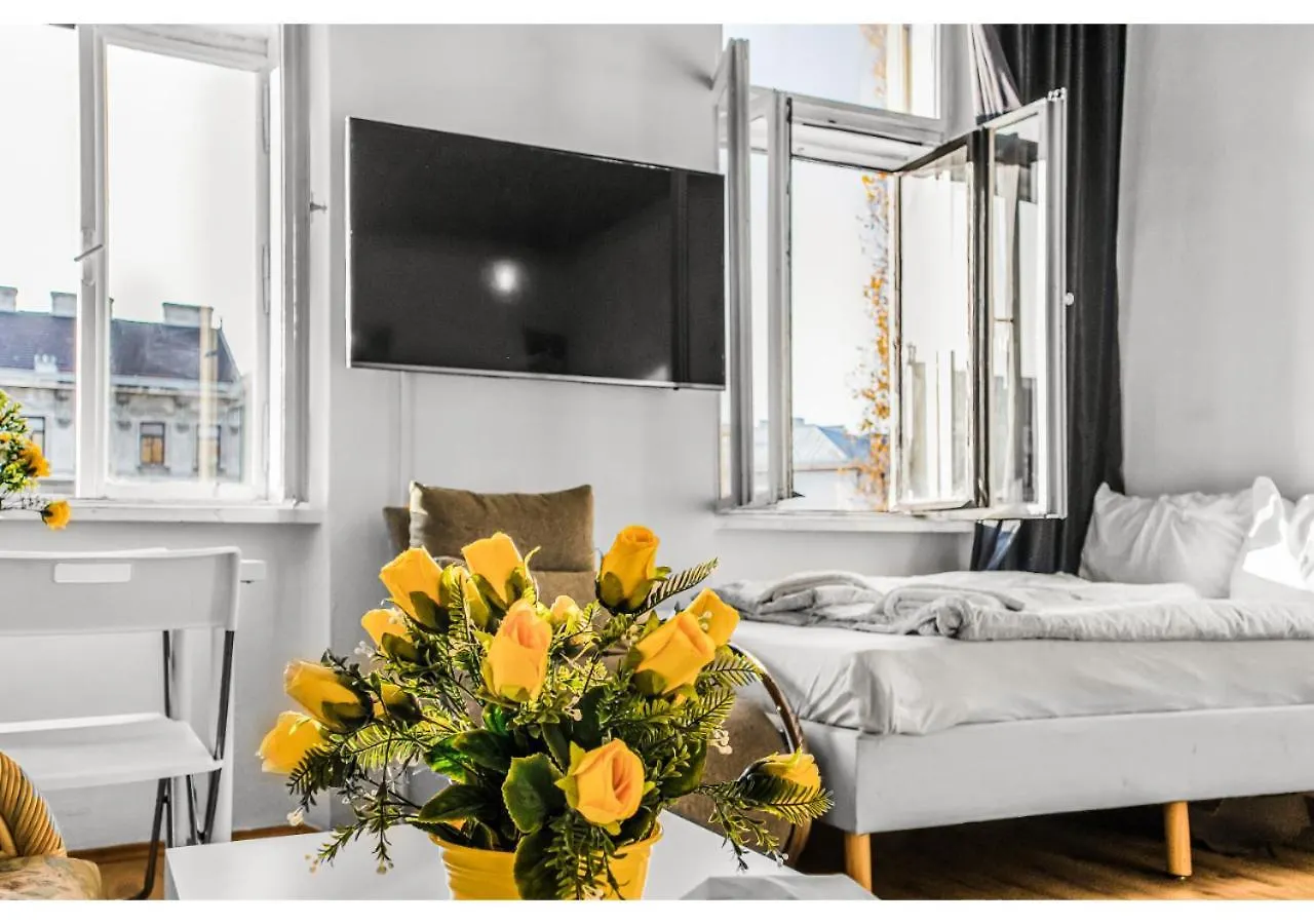 Welcoming 2Br Apt. Near Danube & Millenium Tower Vienna