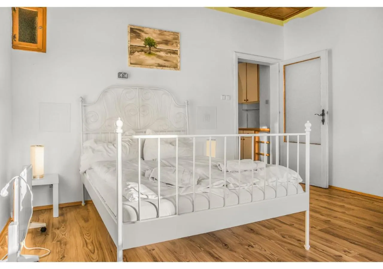Welcoming 2Br Apt. Near Danube & Millenium Tower Viyana